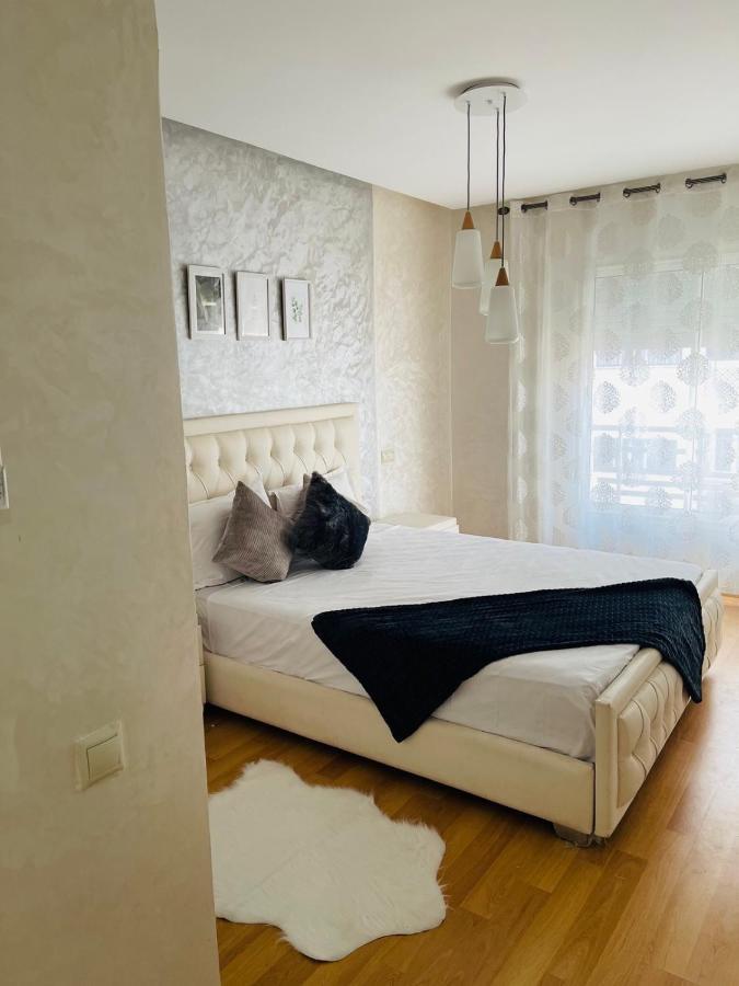 Superbe Appartement Au Coeur De Casablanca Kültér fotó